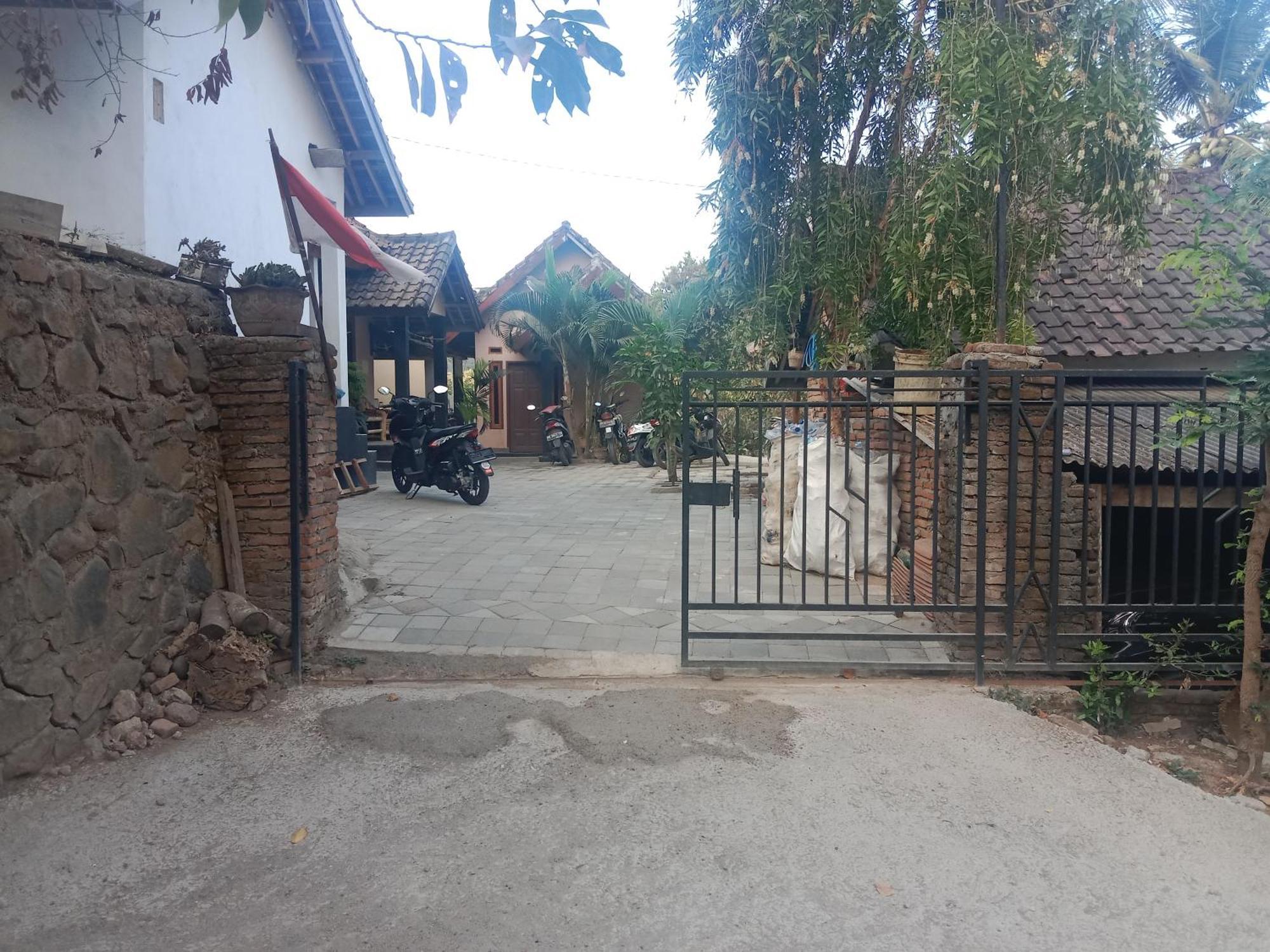 Gani Homestay Kuta  Exterior photo